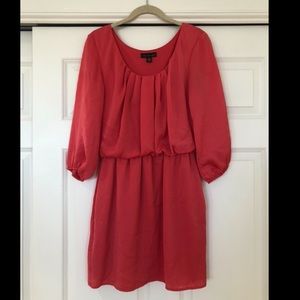 City Triangles: 3/4 Sleeve Mid Length Dress